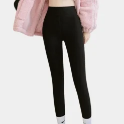 Broeken & Rokken Dames*MOANA - Mooie Zachte Zomerbroek voor Dames Zwart