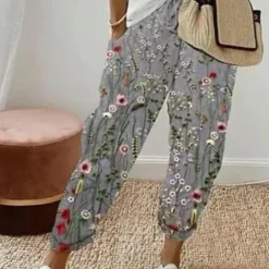 Broeken & Rokken Dames*Noelia - Casual en modieuze damesbroek voor de zomer