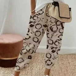 Broeken & Rokken Dames*Noelia - Casual en modieuze damesbroek voor de zomer