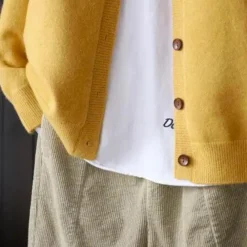 Truien & Vesten Dames*OLINE - Stijlvolle Zomerse Trui voor Dames Geel