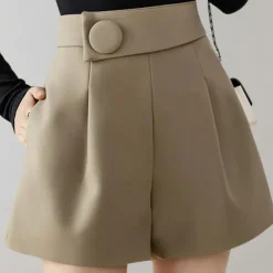 Broeken & Rokken Dames*Paprika - Trendy en chique damesshorts voor de zomer