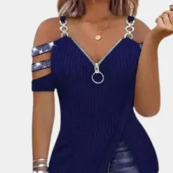 Topjes & Shirts Dames*Pavlina - Stijlvolle Zomerse Damestop met Schouderband Accent