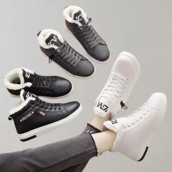 Damesschoenen*Quinn - Platte laarzen sneakers voor de zomer