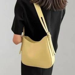 Tassen*Reija - Minimalistische crossbodytas voor de zomer