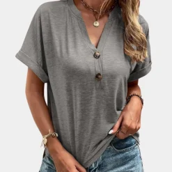 Topjes & Shirts Dames*Roxane - Luchtige zomertop met v-hals voor dames