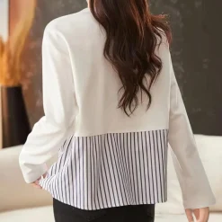 Topjes & Shirts Dames*Rozsika - Stijlvol dameshemd met lange mouwen voor de zomer Wit