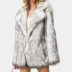 Jassen Dames*SASKJA - Warme Damesmantel met Tijdloze Look Wit