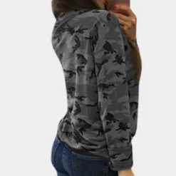 Truien & Vesten Dames*Sidonia - Stijlvol en Comfortabel Camouflage Zomersweatshirt