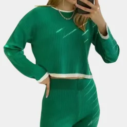 Sets Dames*Stijlvolle en comfortabele zomerse tweedelige gebreide damesset