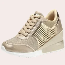 Damesschoenen*Stijlvolle zomersneakers met sleehakken