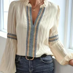 Blazers & Blouses Dames*Teodora - Luxe Dames V-hals Zomerblouse met Ruches Wit