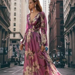 Jurken & Jumpsuits Dames*TORILL - Elegante maxi-jurk voor de zomer Paars