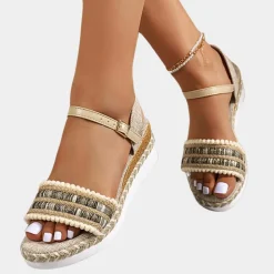 Damesschoenen*Trendy zomerse damessandalen met sleehak voor zonnige dagen Bruin