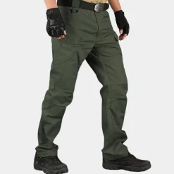 Broeken Heren*Umberto - Lichte cargo herenbroek met meerdere zakken voor de zomer