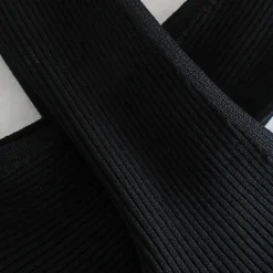 Topjes & Shirts Dames*WAVERLY - Elegante zomertop met gekruiste band Zwart