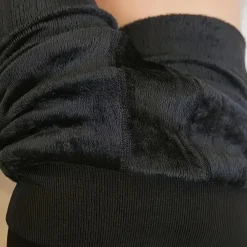 Broeken & Rokken Dames*YULIANA - Stijlvolle Zomerlegging voor Dames Zwart