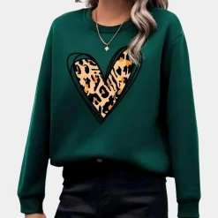 Truien & Vesten Dames*Zomerse damestrui met hartjesprint