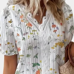 Blazers & Blouses Dames*Zuzanna - Luchtige gebloemde damesblouse met kanten rand voor de zomer